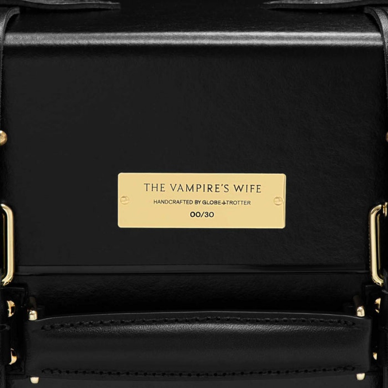 Globe Trotter 4 Wheels The Vampire's Wife Carry-on | XBACPUJ-79