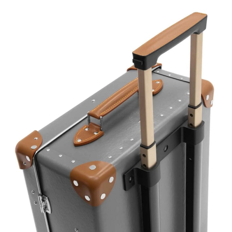 Globe Trotter Small 2 Wheels Centenary Carry-on | NAYBVEC-17